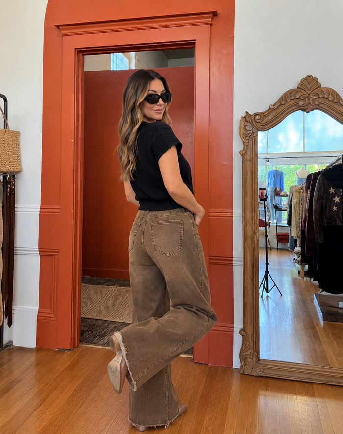 Tatum Mid-Rise Wide Leg Jeans - Brown