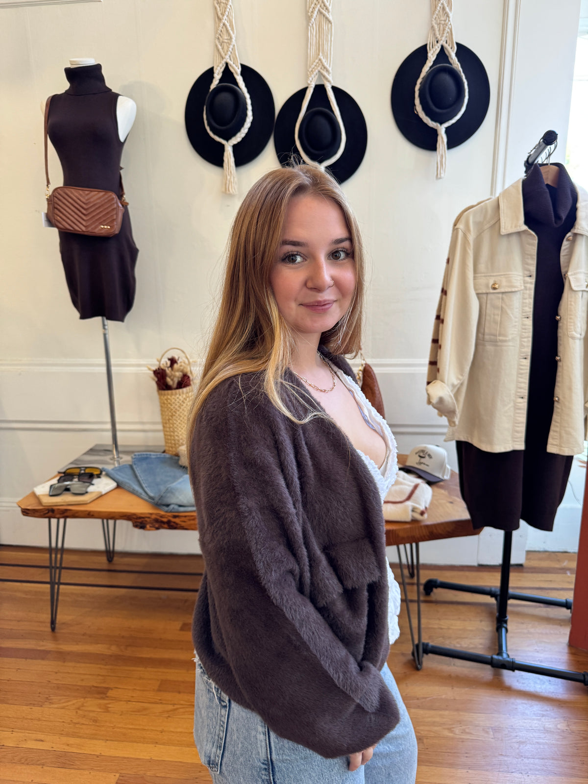 Jana Cardigan - Chocolate
