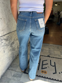 Logan High Waist Dad Jean