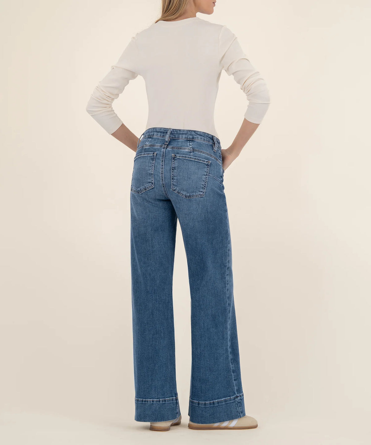 Maya High Rise- Medium Wash