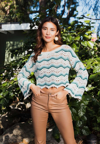 Linelly Crochet Top