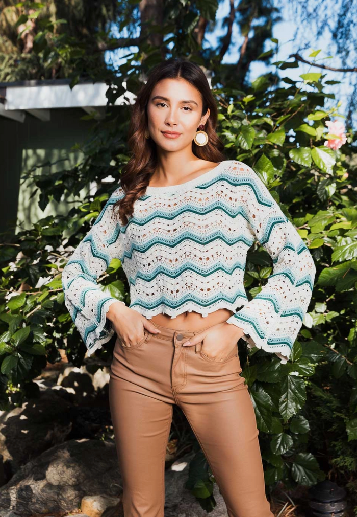 Linelly Crochet Top