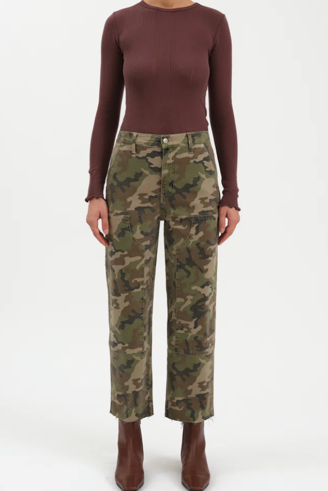 Sundaze Cropped Straight Leg Jeans