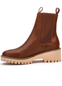 Chase Chelsea Boot